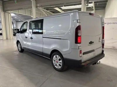 RENAULT Trafic Fg L1H1 3T 2.0 Blue dCi 150ch Cabine Approfondie red edition occasion 2026 - Photo 3
