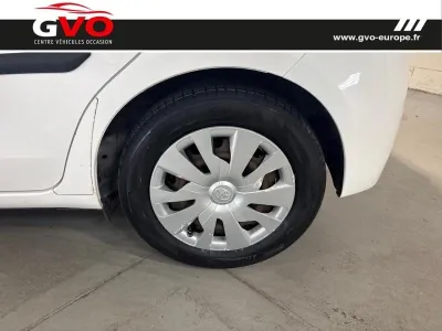 TOYOTA Yaris 90 D-4D Confort 3p occasion 2008 - Photo 4