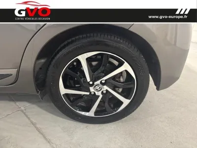 TOYOTA Yaris 100h Collection 5p occasion 2020 - Photo 4