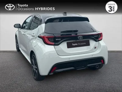 TOYOTA Yaris 116h GR Sport 5p MY22 occasion 2022 - Photo 2