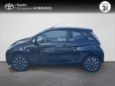 TOYOTA Aygo 1.0 VVT-i 69ch x-play 3p occasion 2017 - Photo 3