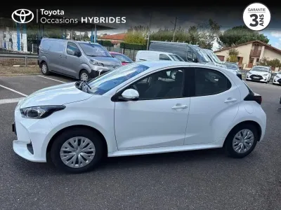 TOYOTA Yaris 116h Dynamic 5p MY22 occasion 2023 - Photo 3