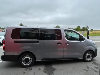 TOYOTA PROACE Combi Long 2.0 140 D-4D MC24 occasion 2025 - Photo 4