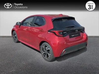 TOYOTA Yaris 116h Design 5p MC24 occasion 2025 - Photo 2