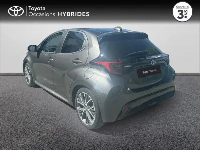 TOYOTA Yaris 116h Iconic 5p MY22 occasion 2023 - Photo 2