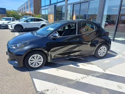 TOYOTA Yaris 116h Dynamic 5p MY22 occasion 2023 - Photo 3