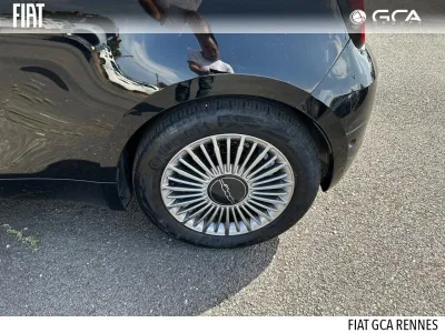 FIAT 500 e 118ch Pack Confort & Style MY23 occasion 2023 - Photo 4