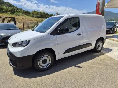 TOYOTA PROACE CITY Medium 100 D-4D Start MY25 occasion 2026 - Photo 3
