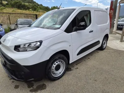 TOYOTA PROACE CITY Medium 100 D-4D Start MY25 occasion 2026 - Photo 3