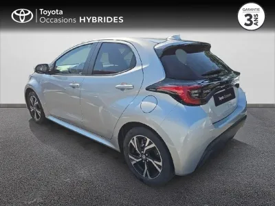 TOYOTA Yaris 116h Design 5p MC24 occasion 2025 - Photo 2