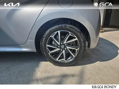 TOYOTA Yaris 116h Design 5p MY22 occasion 2022 - Photo 4