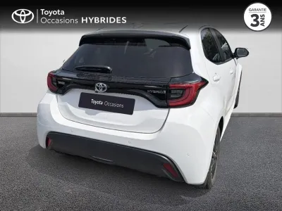 TOYOTA Yaris 116h Design 5p MY22 occasion 2023 - Photo 4