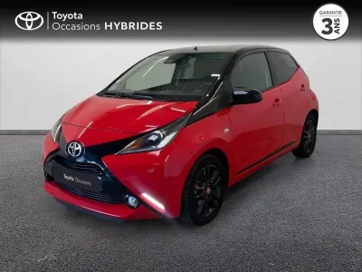 TOYOTA Aygo 1.0 VVT-i 69ch x-play 5p occasion 2017 - Photo 1