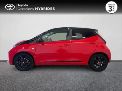 TOYOTA Aygo 1.0 VVT-i 69ch x-play 5p occasion 2017 - Photo 3
