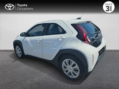 TOYOTA Aygo X 1.0 VVT-i 72ch Dynamic occasion 2022 - Photo 2