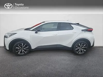 TOYOTA C-HR 2.0 Hybride 200ch Design NG23 occasion 2025 - Photo 3