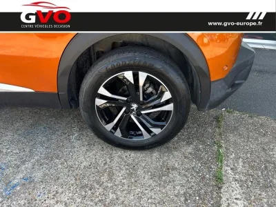 PEUGEOT 2008 1.5 BlueHDi 130ch S&S GT Line EAT8 7cv occasion 2020 - Photo 4