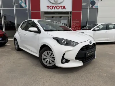 TOYOTA Yaris 116h Dynamic Business 5p + Programme Beyond Zero Academy MY21 occasion 2021 - Photo 2