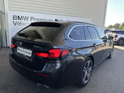 BMW Serie 5 Touring 530eA 292ch Business Design Steptronic 10cv occasion 2021 - Photo 2