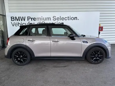 MINI Mini 5 Portes Cooper 136ch Edition Camden BVA7 occasion 2022 - Photo 2