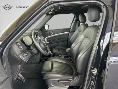 MINI Countryman Cooper S  178ch Yours BVA7 occasion 2022 - Photo 4