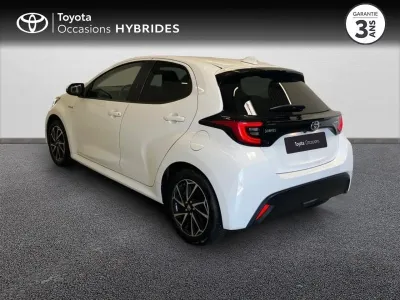 TOYOTA Yaris 116h Design 5p occasion 2021 - Photo 2