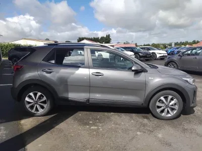 KIA Stonic 1.0 T-GDi 100ch Active DCT7 occasion 2026 - Photo 4