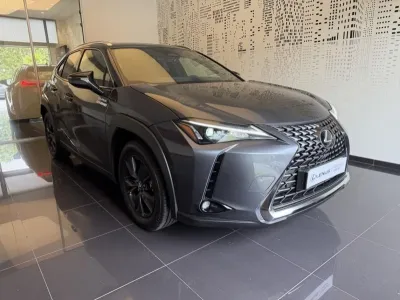 LEXUS UX 300h Luxe 2WD MC25 occasion 2026 - Photo 3