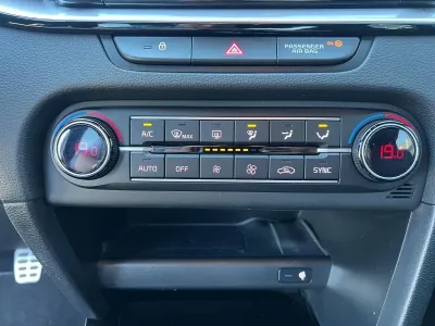 KIA Ceed 1.6 CRDI 136ch MHEV Active Business iBVM6 occasion 2023 - Photo 3
