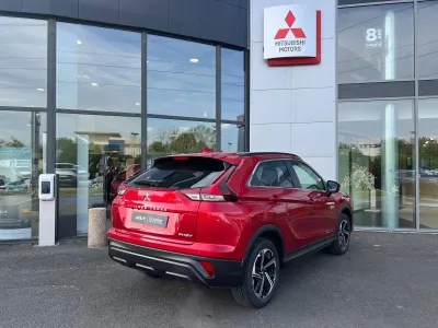 MITSUBISHI Eclipse Cross 2.4 MIVEC PHEV 188ch Instyle 4WD occasion 2023 - Photo 2