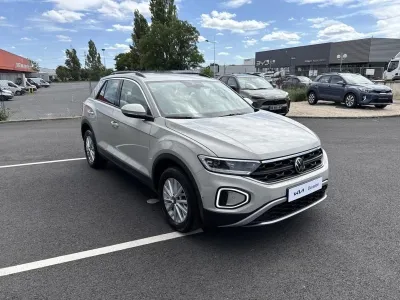 VOLKSWAGEN T-Roc 1.5 TSI EVO 150ch Life Plus DSG7 occasion 2023 - Photo 1