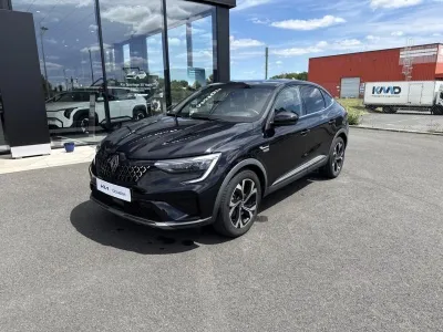 RENAULT Arkana 1.6 E-Tech 145ch full hybrid  Techno -23 occasion 2023 - Photo 2