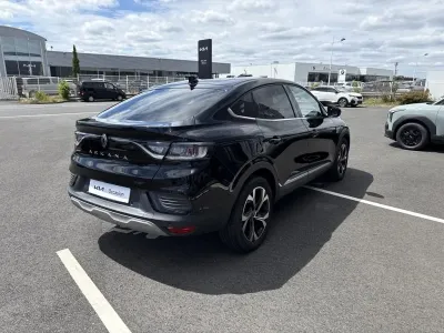 RENAULT Arkana 1.6 E-Tech 145ch full hybrid  Techno -23 occasion 2023 - Photo 4