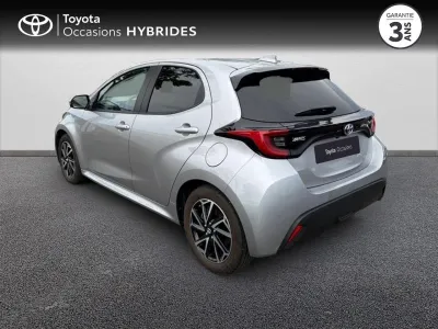 TOYOTA Yaris 116h Design 5p MY22 occasion 2022 - Photo 2
