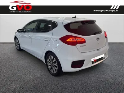 KIA Cee'd 1.6 CRDi 136ch ISG GT Line occasion 2016 - Photo 2