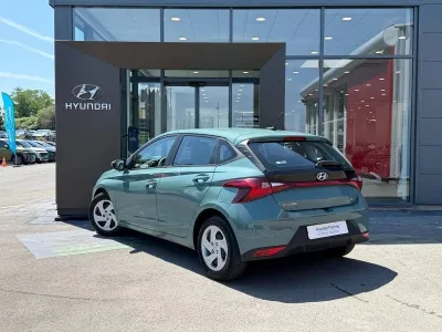 HYUNDAI i20 1.2 84ch Initia occasion 2023 - Photo 4