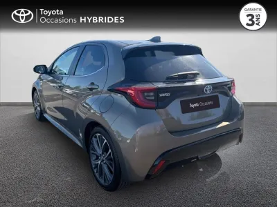 TOYOTA Yaris 116h Iconic 5p MY22 occasion 2023 - Photo 2