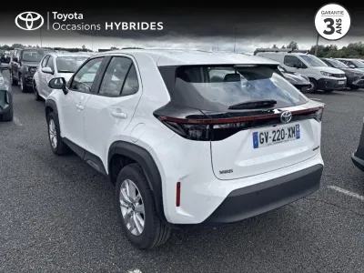 TOYOTA Yaris Cross 116h Dynamic Business + Programme Beyond Zero Academy MY22 occasion 2024 - Photo 2