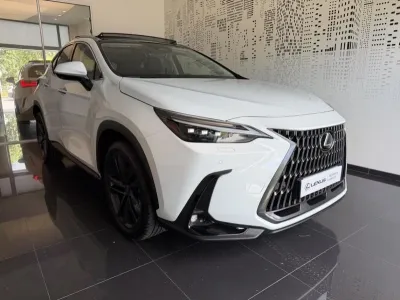 LEXUS NX 350h 200ch Luxe Plus 2WD MY26 occasion 2026 - Photo 4