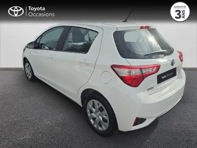 TOYOTA Yaris 100h Dynamic 5p RC19 occasion 2019 - Photo 2