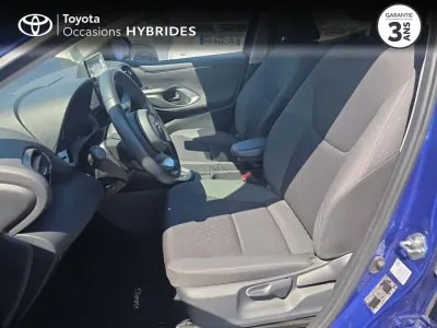 TOYOTA Yaris 116h Dynamic Business 5p + Programme Beyond Zero Academy MY22 occasion 2023 - Photo 3