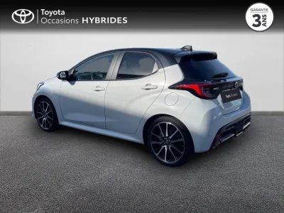 TOYOTA Yaris 116h GR Sport 5p MY22 occasion 2023 - Photo 2