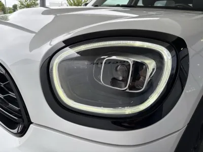 MINI Countryman Cooper SE 125ch + 95ch Edition Premium Plus ALL4 BVA6 occasion 2023 - Photo 4