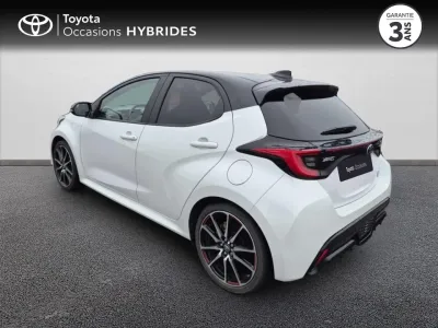 TOYOTA Yaris 116h GR Sport 5p MY22 occasion 2023 - Photo 2