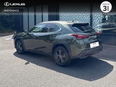 LEXUS UX 300h Luxe 2WD MC25 occasion 2024 - Photo 2