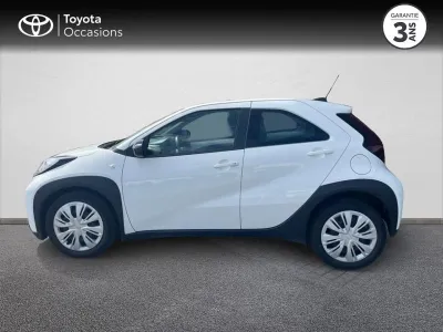 TOYOTA Aygo X 1.0 VVT-i 72ch Dynamic occasion 2023 - Photo 3