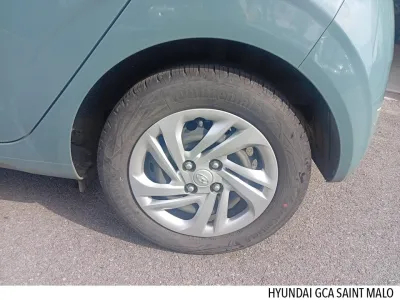HYUNDAI i10 1.0 67ch ECO Initia occasion 2022 - Photo 4