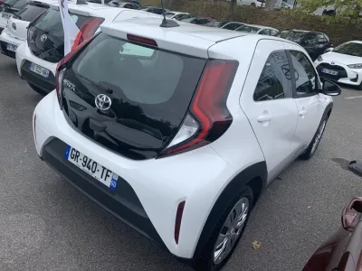 TOYOTA Aygo X 1.0 VVT-i 72ch Dynamic MY23 occasion 2023 - Photo 3
