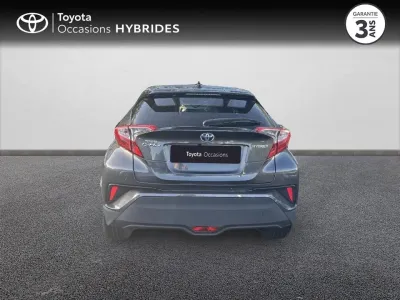 TOYOTA C-HR 122h Design 2WD E-CVT RC18 occasion 2019 - Photo 4