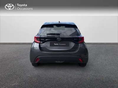 TOYOTA Yaris 116h Design Pack 5p MC24 occasion 2024 - Photo 4